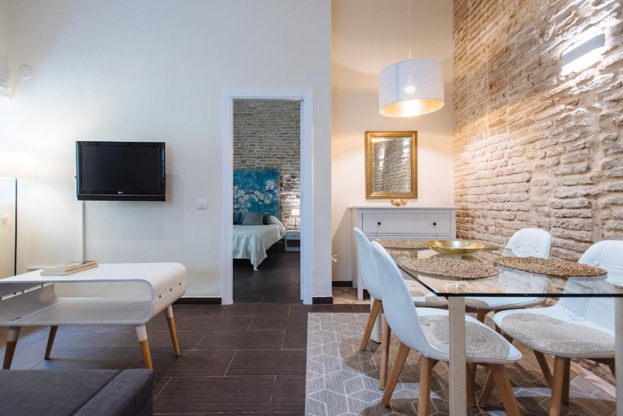 Cozy In House-palace With Private Patio Séville