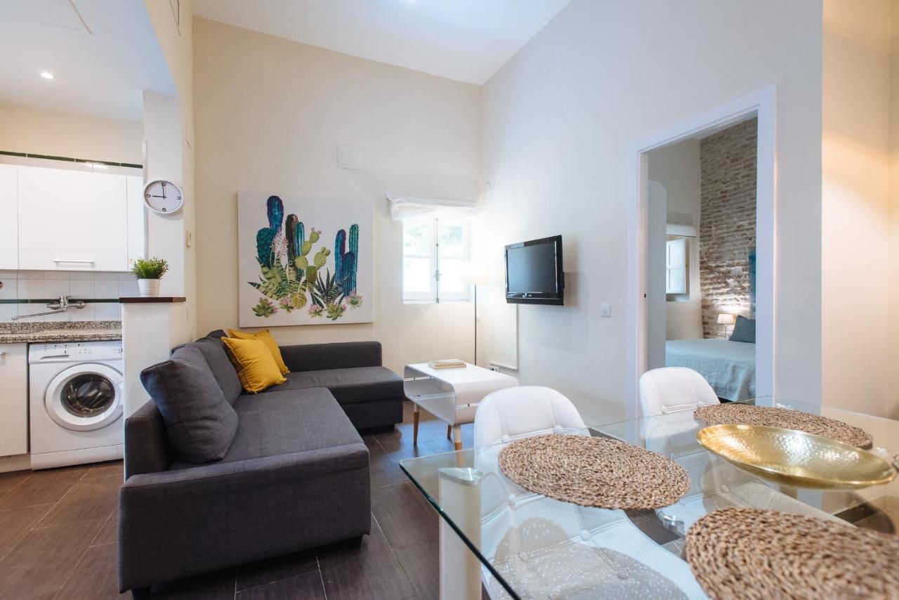 Cozy In House-palace With Private Patio * Séville